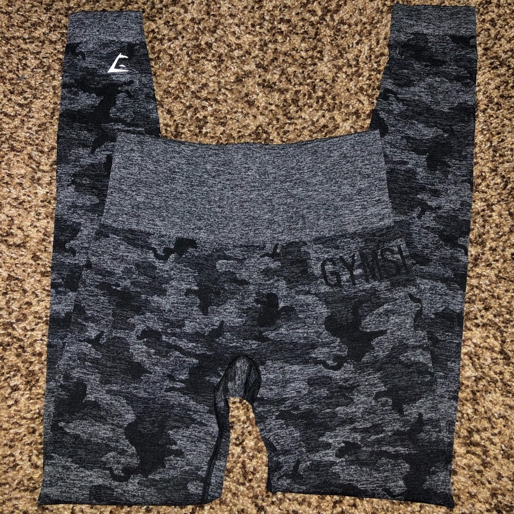 GYMSHARK- CAMO SEAMLESS LEGGINGS